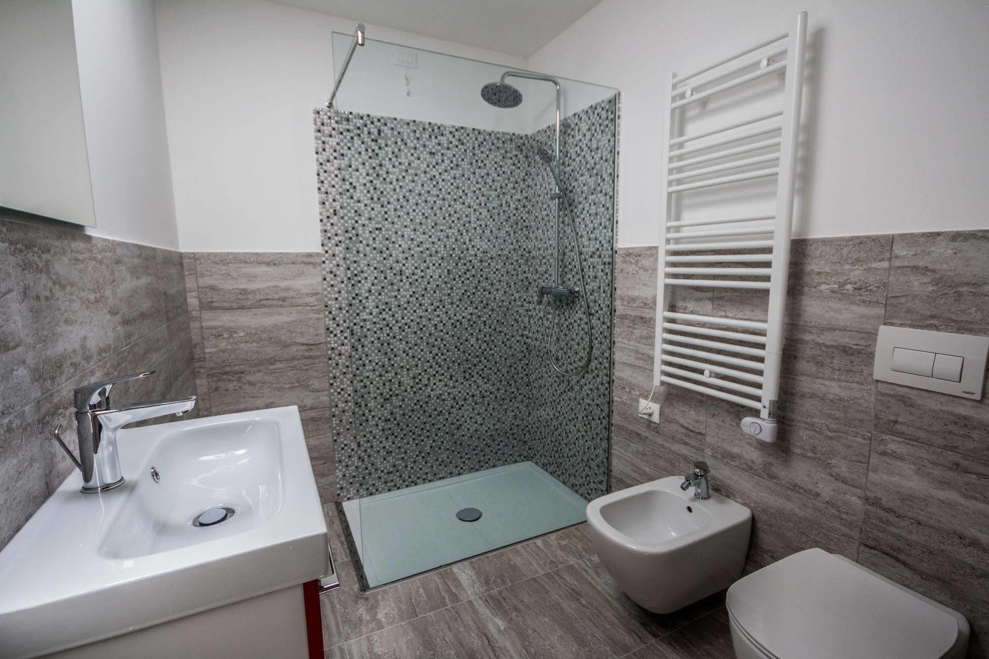 Homiquo - Royal Suite Como Lake Lake Como エクステリア 写真